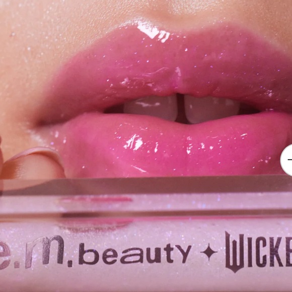r.e.m. beauty x Wicked So Popular PH Adaptive Lip Oil New in Box - Picture 3 of 11